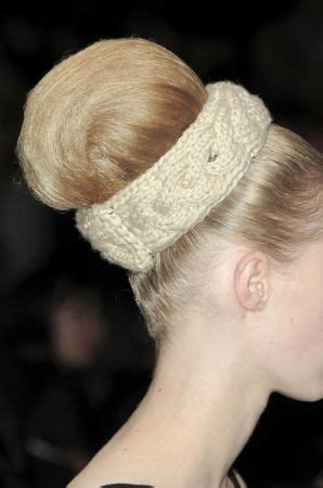 Accessori per i capelli di Prada .